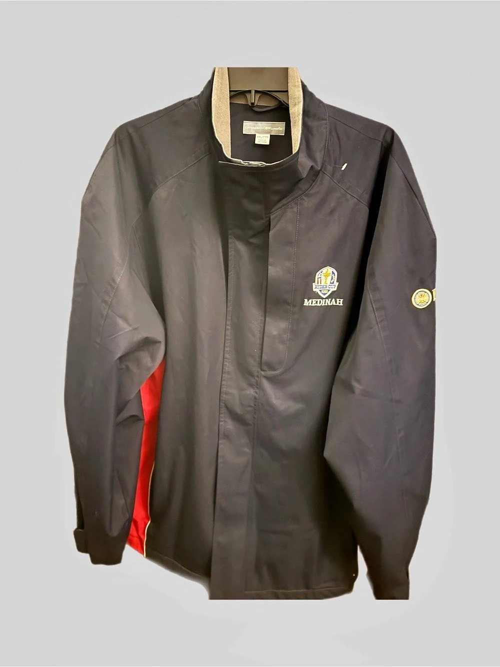 Cutter & Buck Medinah 2012 Golf Jacket Mens XXL Black with Red Side Panels and G - Picture 2 of 5